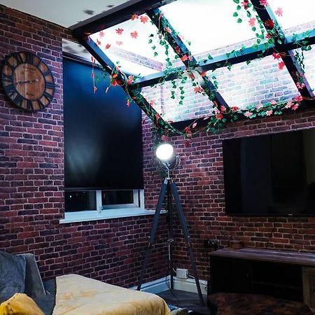 Stunning Two Bed City Centre Apartment Leeds  Ngoại thất bức ảnh