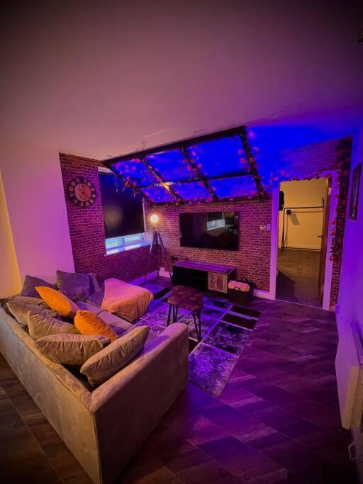 Stunning Two Bed City Centre Apartment Leeds  Ngoại thất bức ảnh