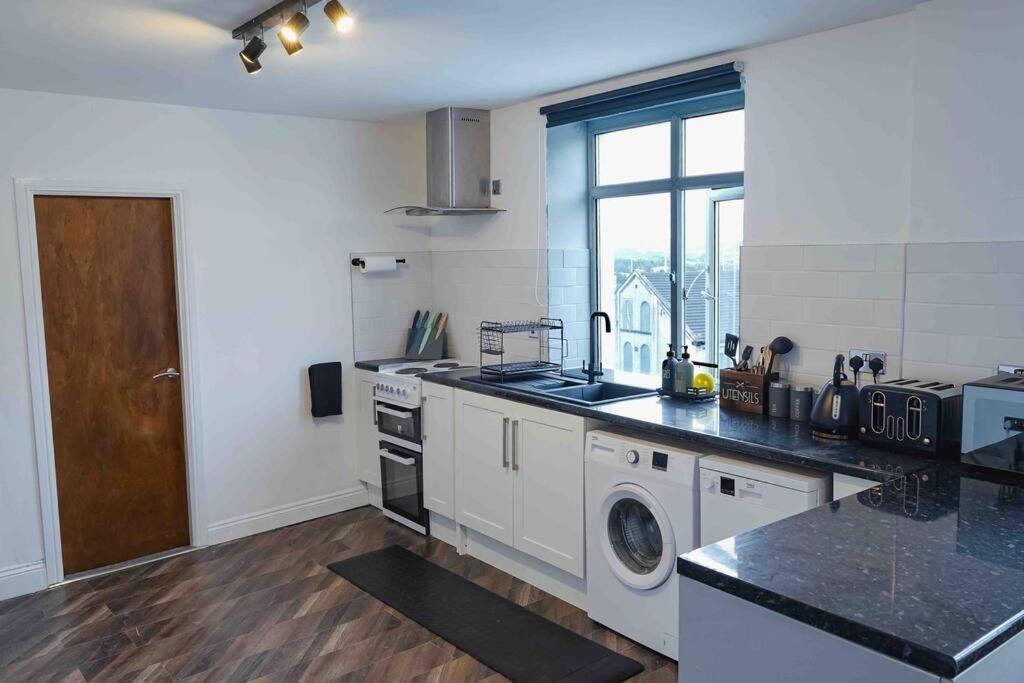 Stunning Two Bed City Centre Apartment Leeds  Ngoại thất bức ảnh